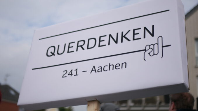 Demo-Samstag in Aachen: Laternen-Verbot und Kritik an “Querdenken 241”